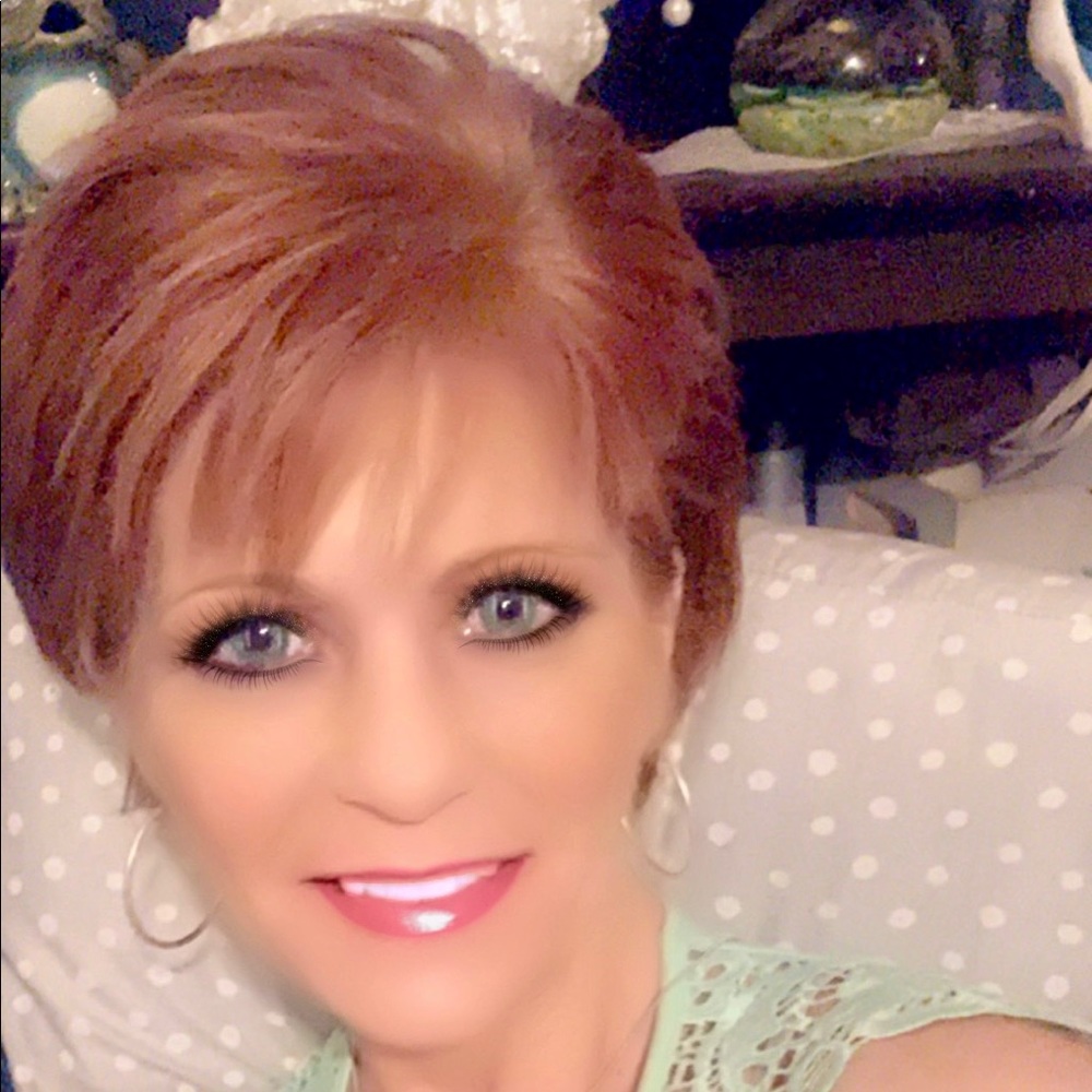 Meet your Posher, Brandy